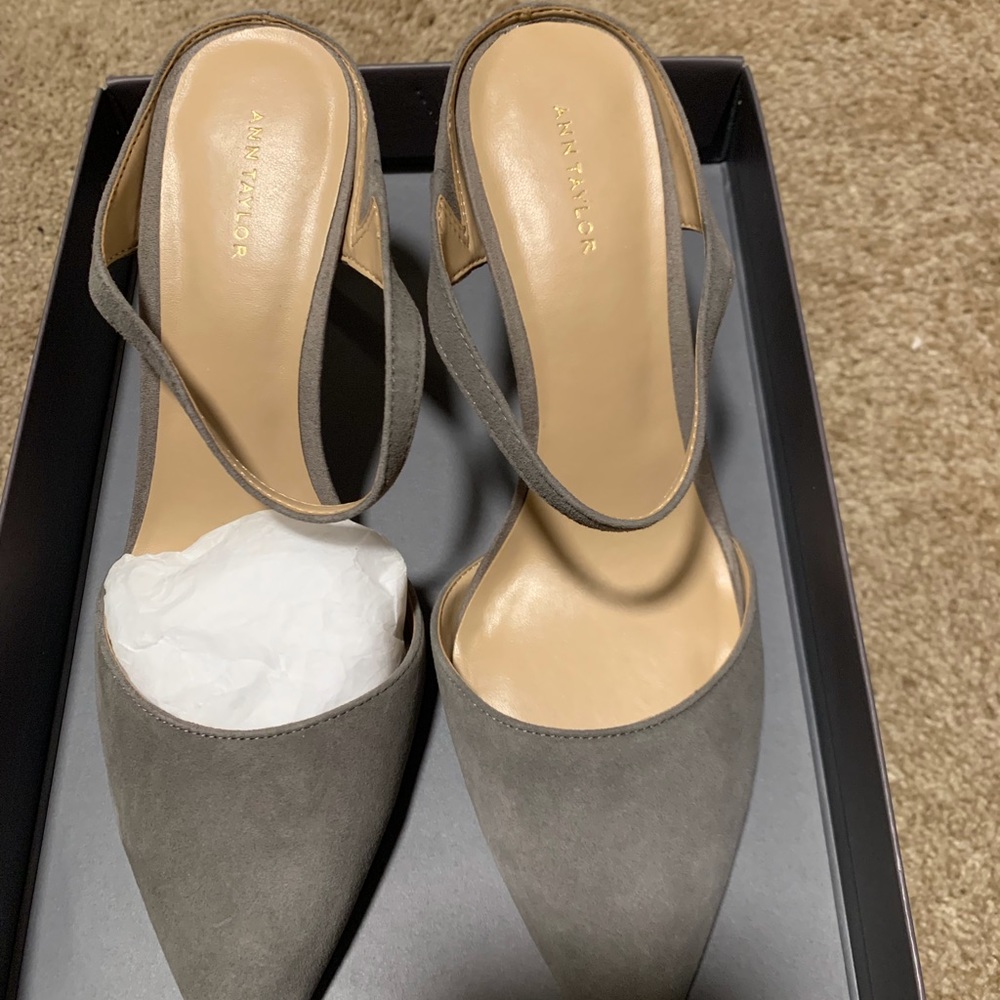 Ann Taylor Jodie Mule Pump